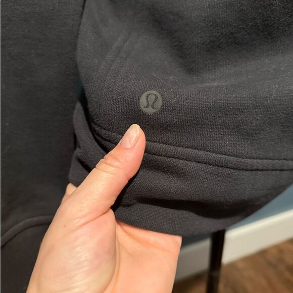 Lululemon  Pullover - Picture 4 of 6